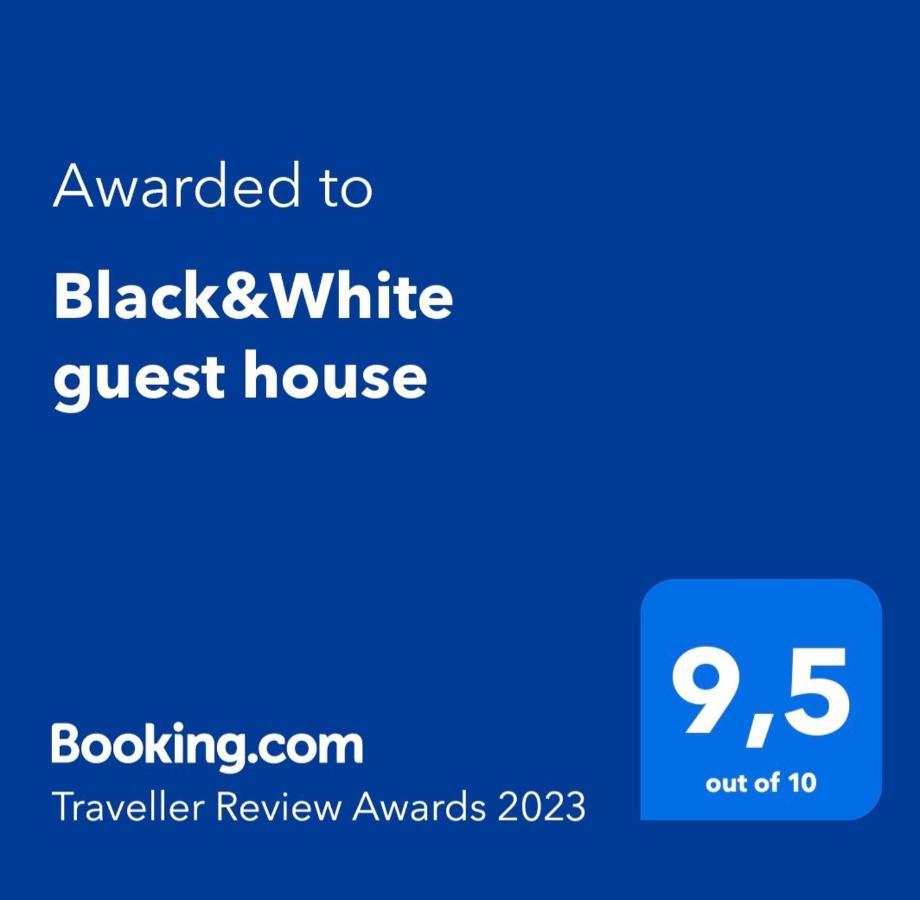 Black&White Guest House Иглесиас Екстериор снимка